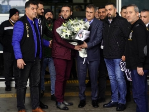 Beşiktaş, Antalya’ya Ulaştı