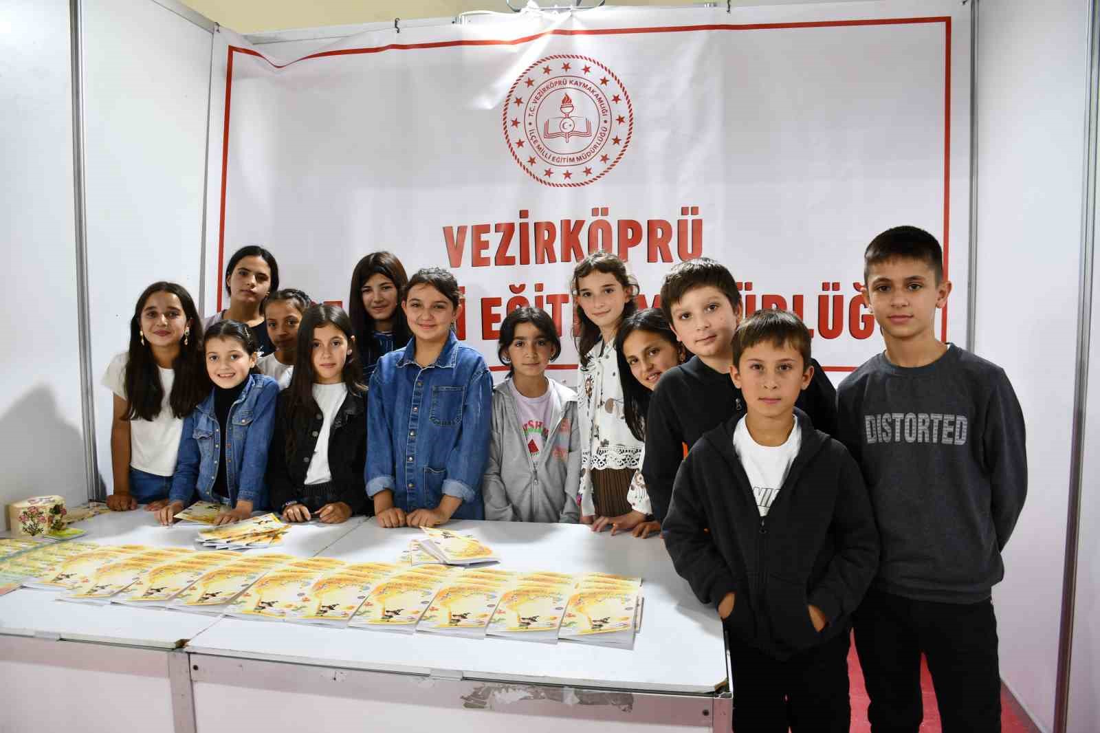 hayalbaz-ogrencilerden-masal-kitabi
