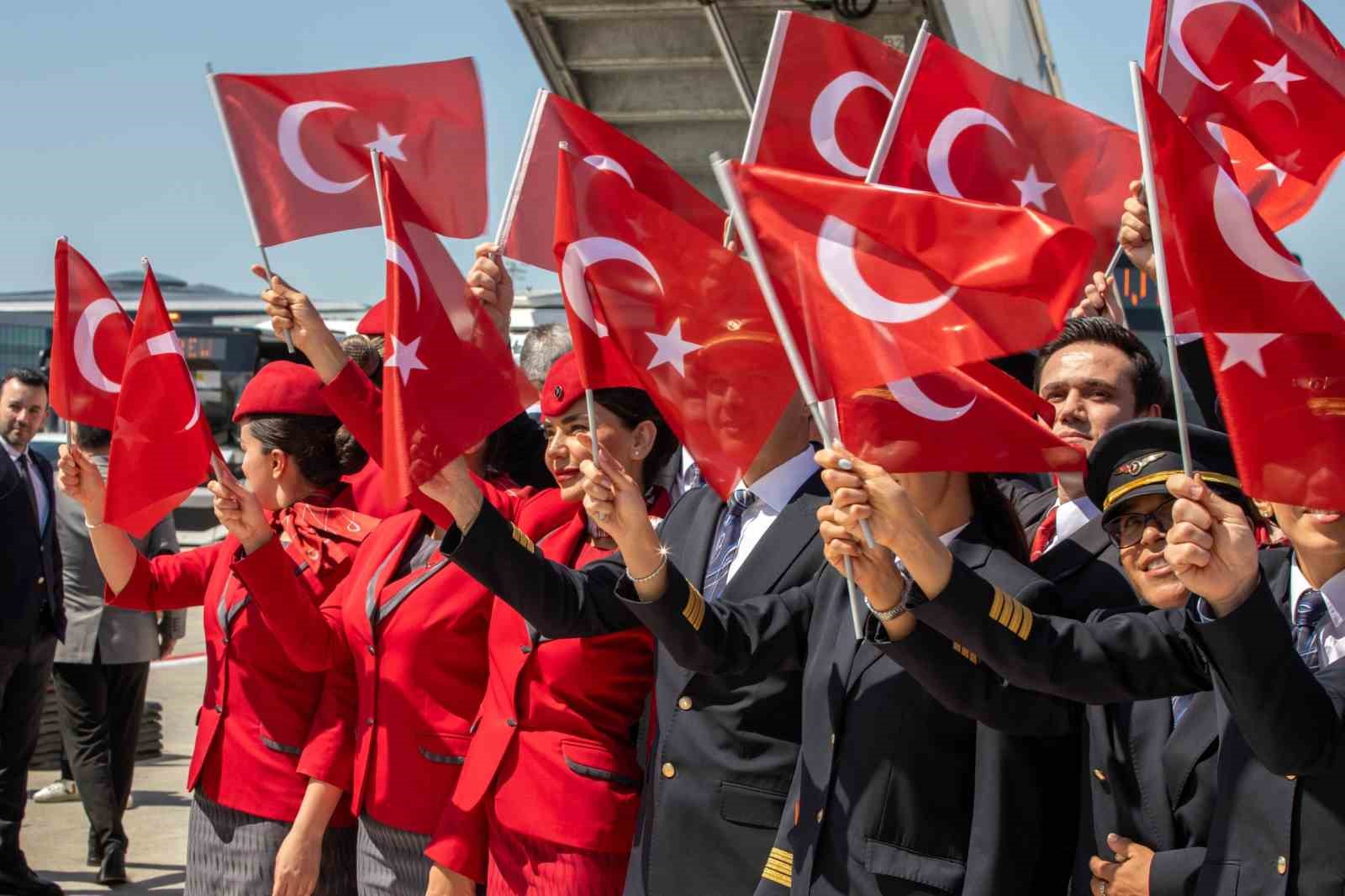 filenin-sultanlari-na-thy-den-coskulu-karsilama