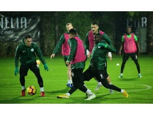 Atiker Konyaspor’un Devre Arası Kampı Başladı