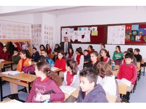 Müdür Gür, Okul Ziyaretlerini Sürdürüyor