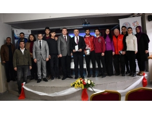 Efsane Atlet İsmail Akçay Öğrencilerle Buluştu