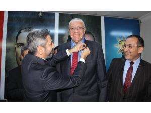 Chp’li Belediye Başkanı Ak Parti’ye Geçti