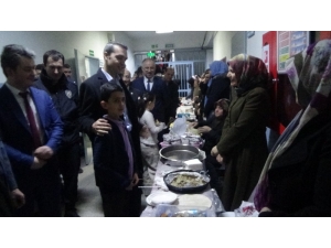 Öğrencilerden Yemenli Mağdurlar İçin Kermes