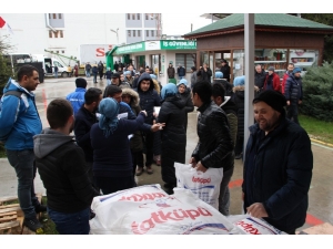 Çuvalı 15 Liradan Satıldı Kapış Kapı Gitti