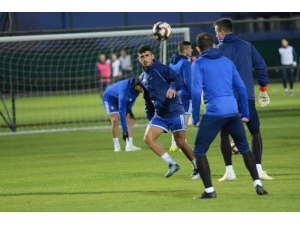 Manisa Bbsk’nin Belek Kampı Devam Ediyor