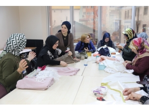 Ko-mek’te 15 Yılda 566 Bin 343 Kişiye Ücretsiz Eğitim Verildi