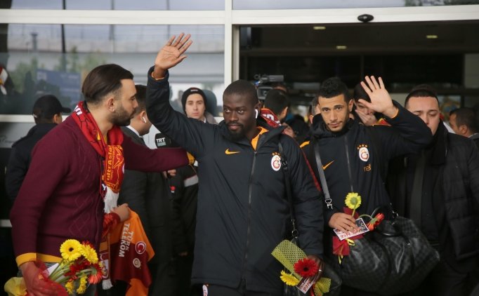 Galatasaray'a Antalya'da Coşkulu Karşılama