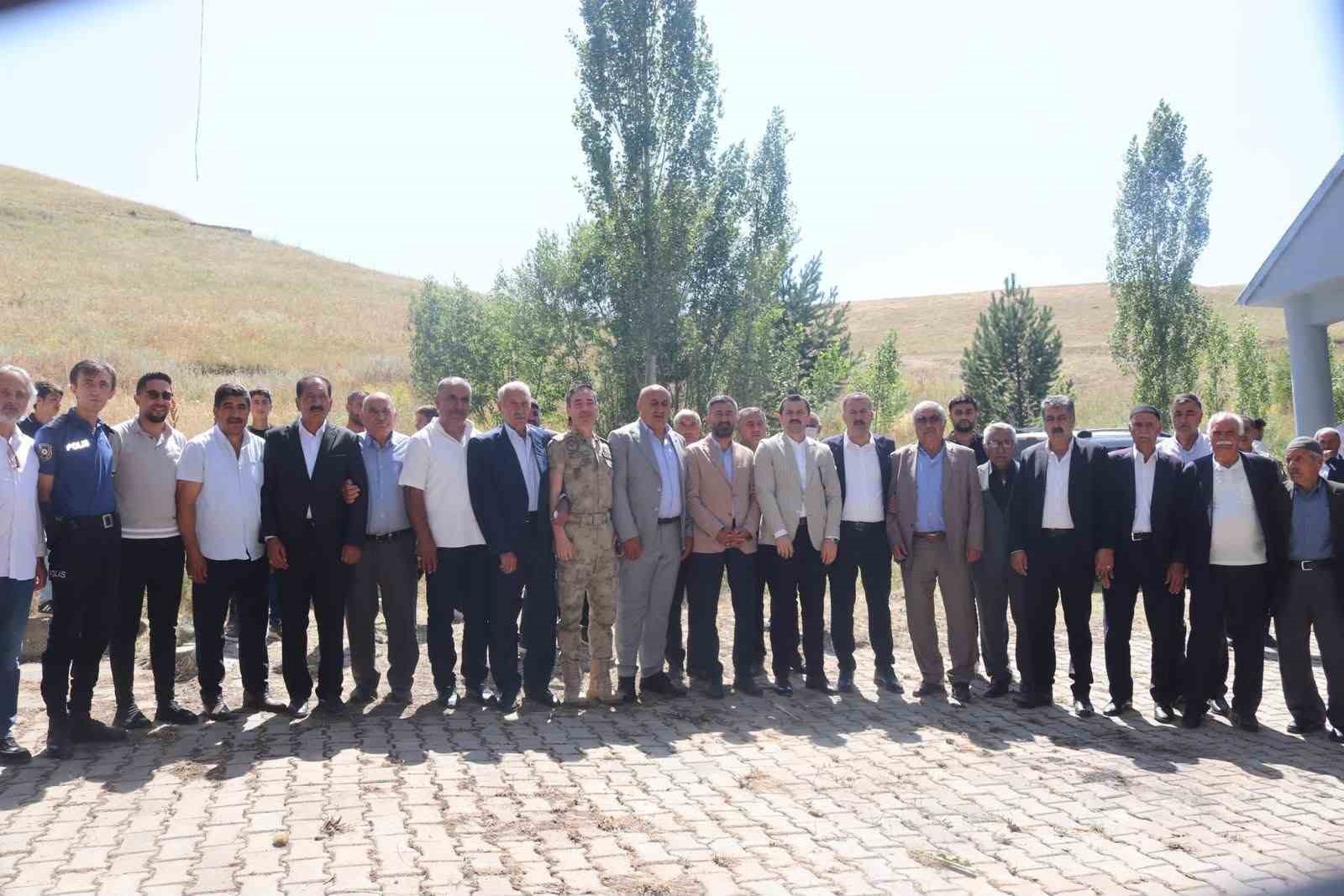 tutak-ta-yildirim-ve-akgun-aileleri-arasinda-baris-saglandi