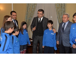 Pal-kar Spor Kulübü’nden Vali Memiş’e Ziyaret