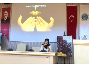 Adeb Öğrencilerinden Şiir Dinletisi