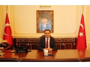 Öğrencilerden Vali Çakır’a Gülümseten Kar Tatili Twitleri