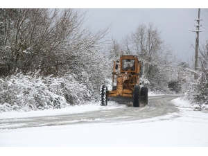 Sapanca’da Kar Küreme Çalışmaları
