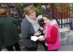 Kitap Kurtları’ndan Pekdaş’a Sevgi Seli