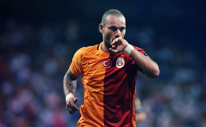 Yılmaz Vural'dan Sneijder'e Transfer Teklifi; "gelir Misin?"