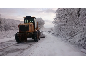 İzmit’te Kar Ekipleri Görev Başında