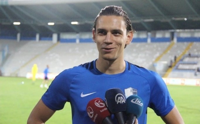 Erzurumsporlu Taylan: "idolüm Steven Gerrard"