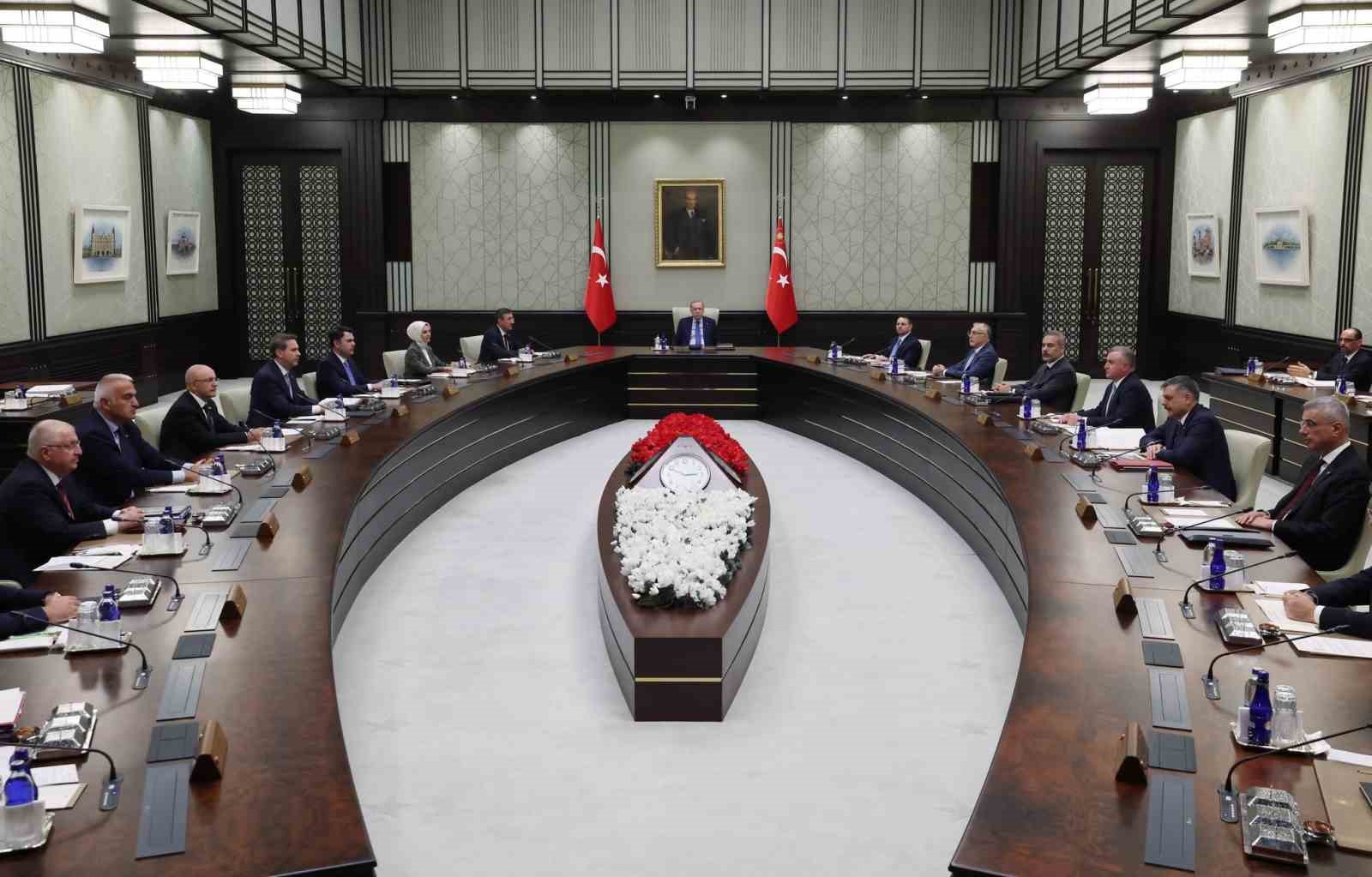 bakan-ciftci-sehirlerimizin-emniyeti-icin-kurumlarimizla-calismalarimizi-surdurecegiz
