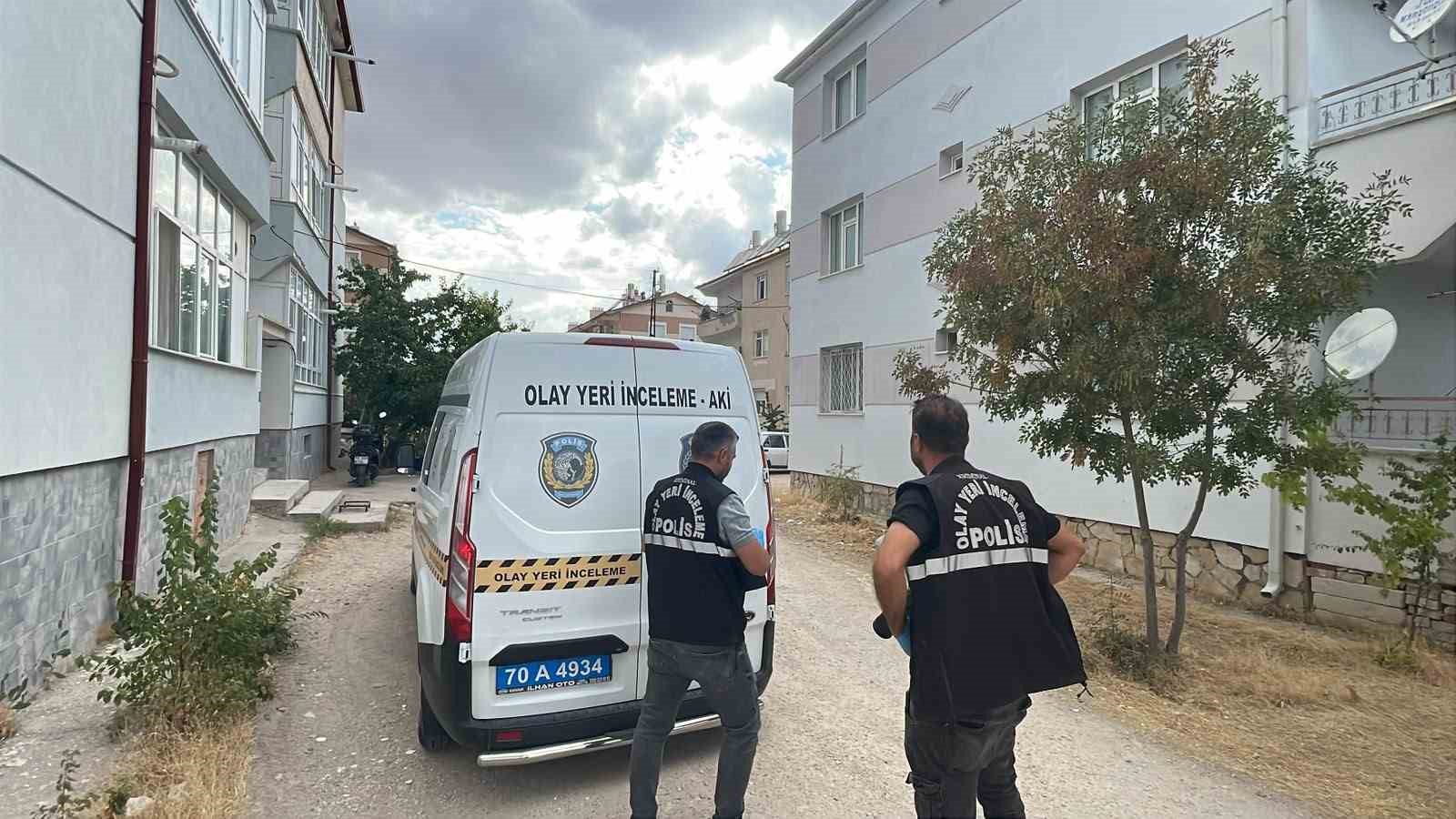 karaman-da-merdivenlerinden-dusen-yasli-adam-hayatini-kaybetti
