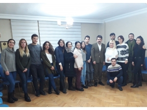 Eskişehir Anadolu Kültür Ve Dayanışma Derneği’den Diksiyon Dersleri