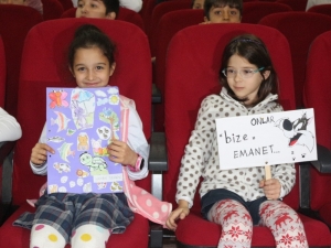 Minik Öğrencilerinden ’Minik Patiler Üşümesin’ Projesi