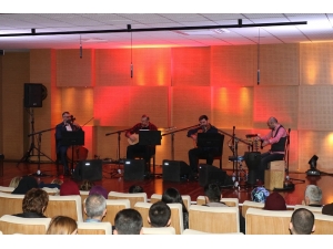 Ziya Taşkent’te Şems Trio Gecesi