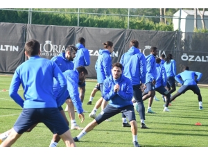 B.b. Erzurumspor, Antalya Kampını Tamamladı