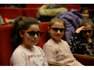 Ankaralı Çocukların Yüzleri Tiyatro Ve Sinema İle Gülecek