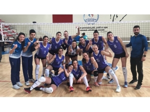 Anadolu Üniversitesi Bayan Voleybol Takımı Ve Sporcuları Haftanın Altın Karması’nda