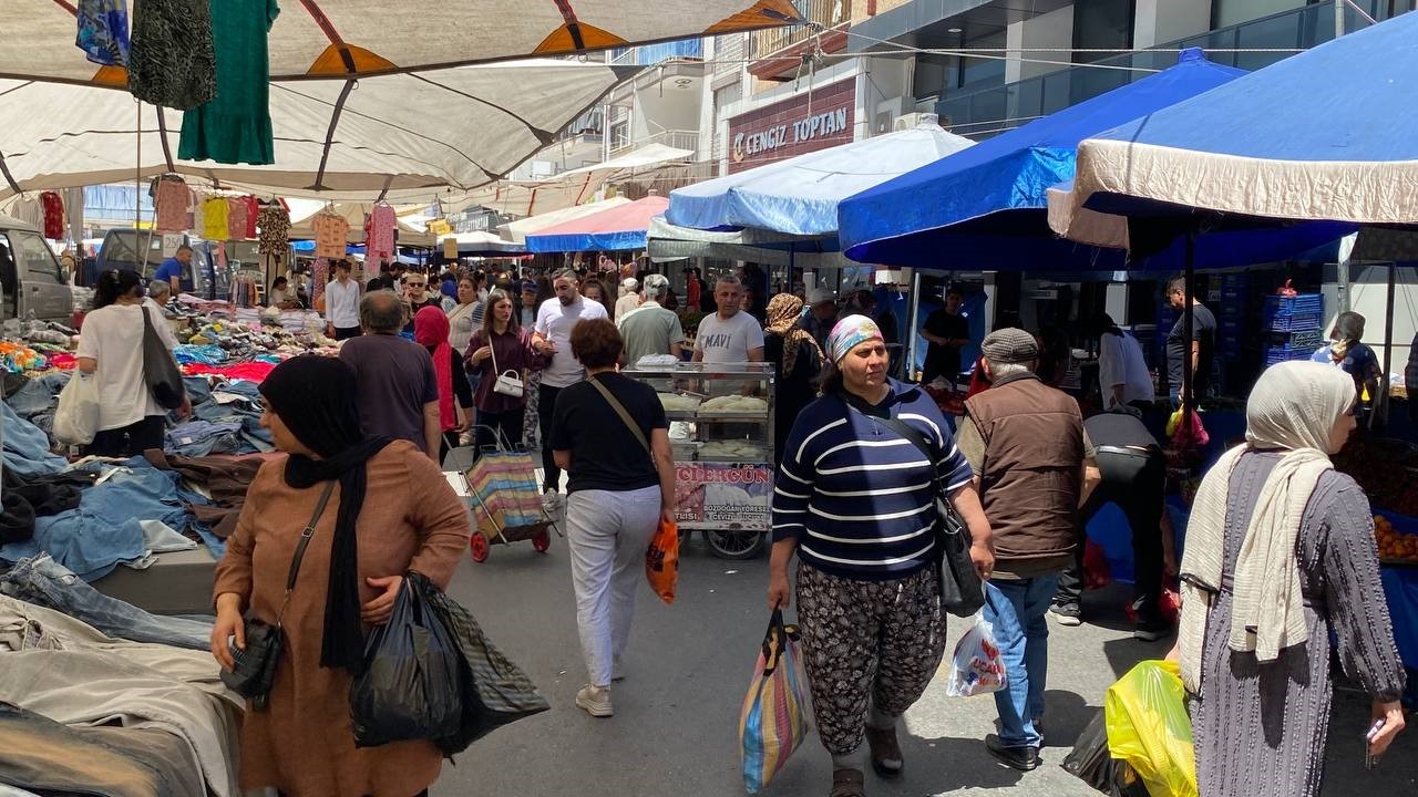 efeler-de-sinav-sessizligi-icin-pazar-duzenlemesi-yapildi