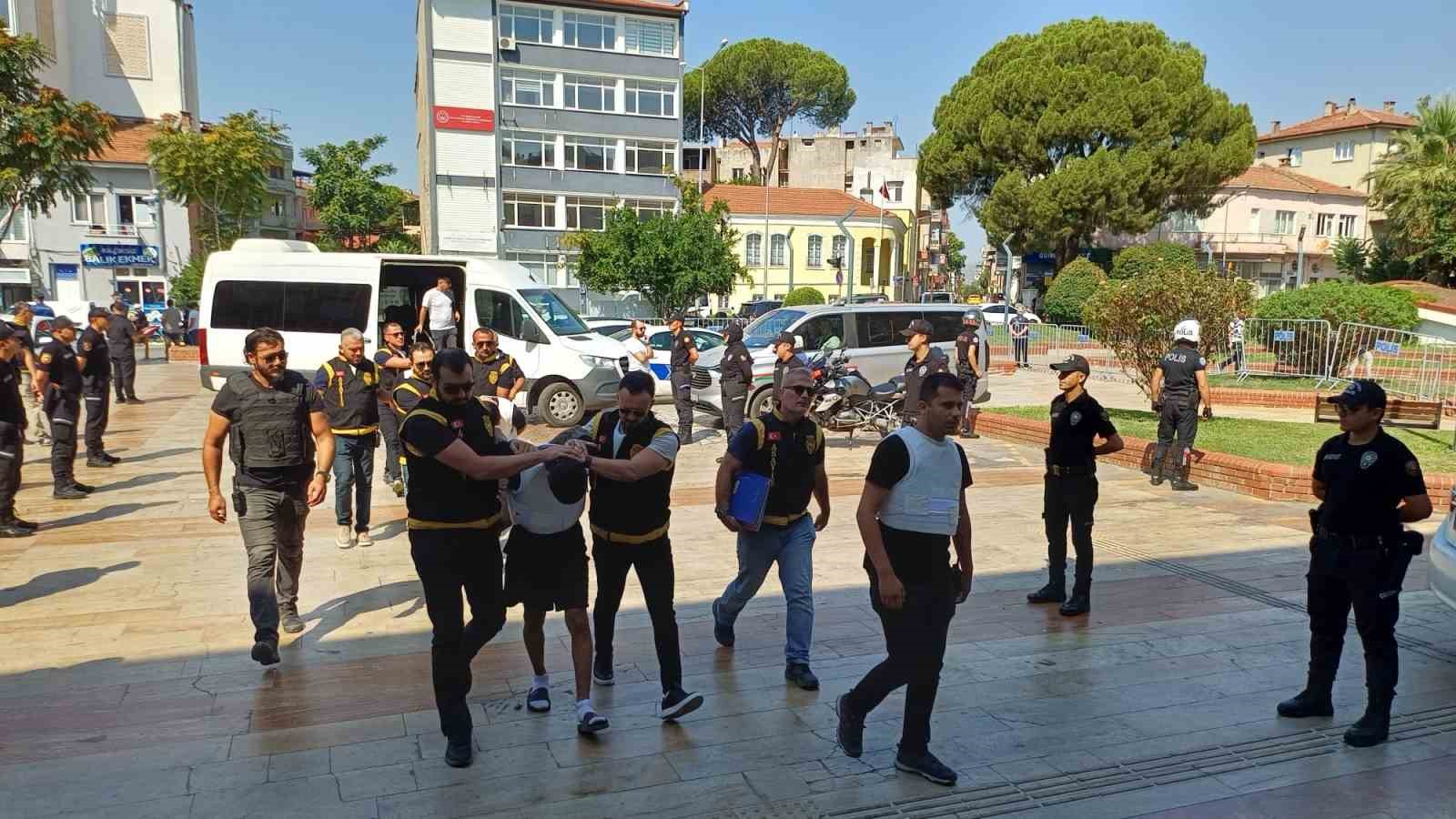 aydin-daki-telefoncu-cinayetinde-4-supheli-tutuklandi