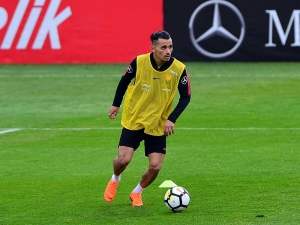 Göztepe Serdar’ı Bitirdi