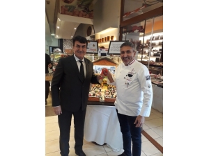 Başkan Dündar’dan Ödüllü Pasta Şefine Ziyaret
