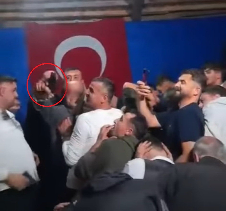 kina-gecesinde-silahli-kutlama-havaya-ates-actilar