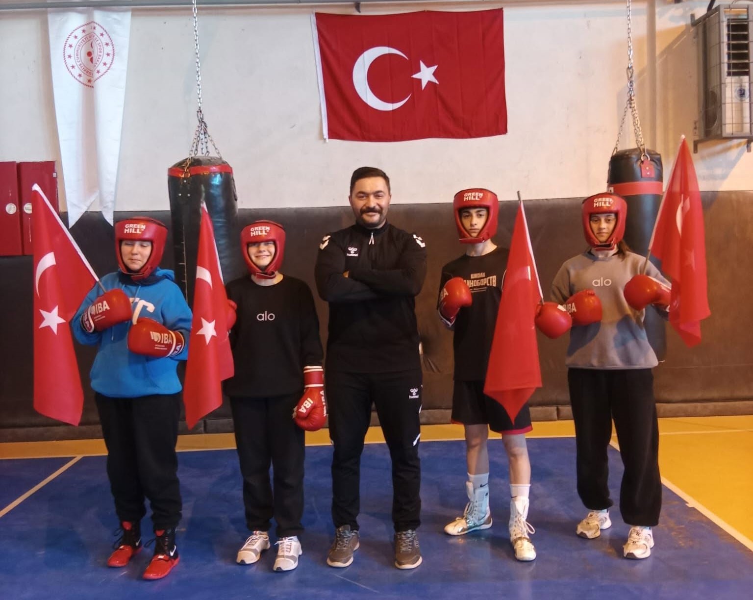 arpali-dan-4-sporcu-turkiye-boks-sampiyonasi-finallerine-katilacak
