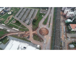 Kongre Merkezine Dönel Kavşak Yapılıyor