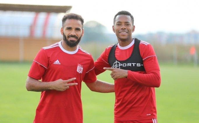 Beşiktaş'ın Sağ Bek Sürprizini Açıkladı