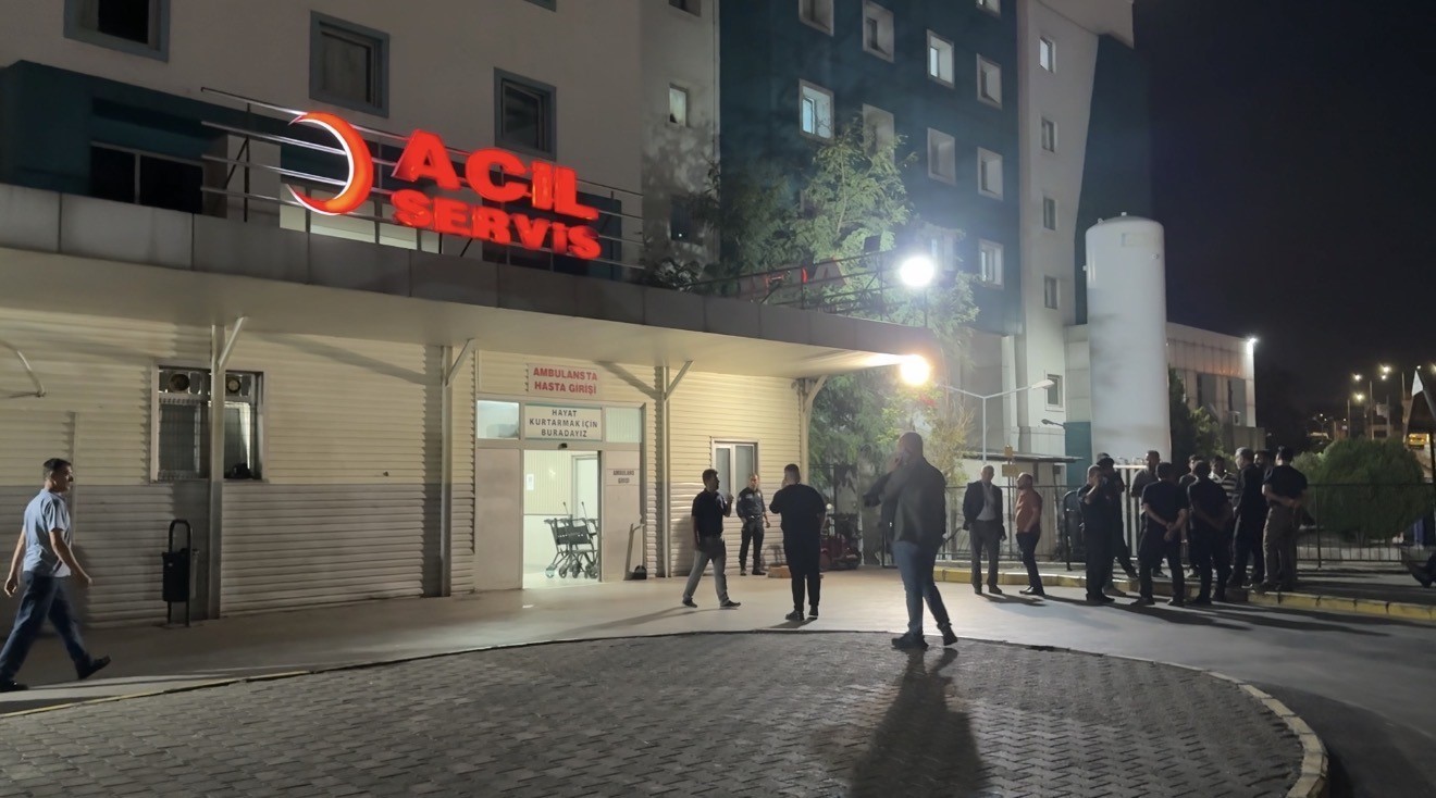 gaziantep-teki-kazada-yaralananlarin-tedavisi-suruyor