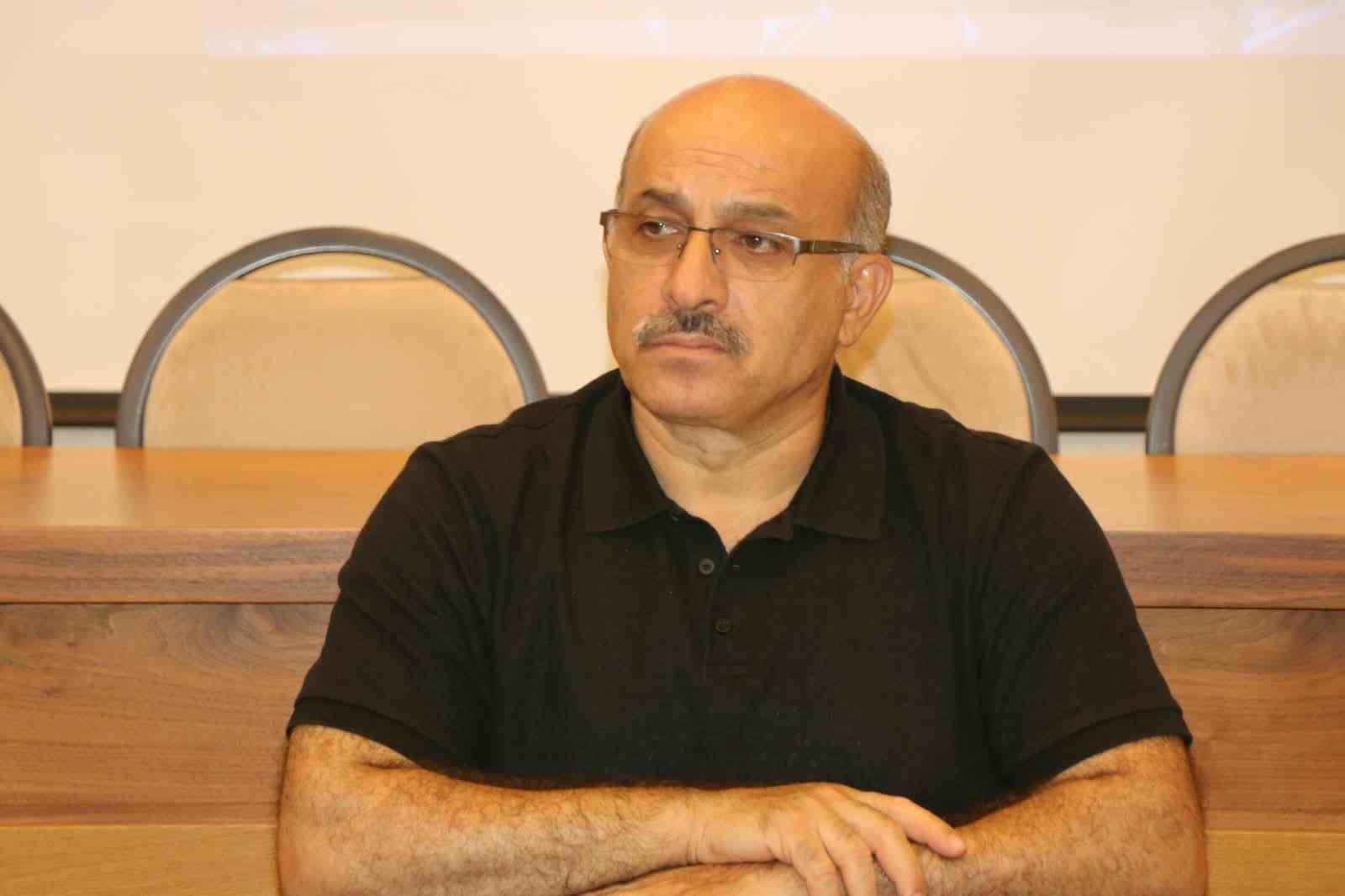 egitim-bir-sen-adana-da-mustafa-sarigecili-adayligini-acikladi