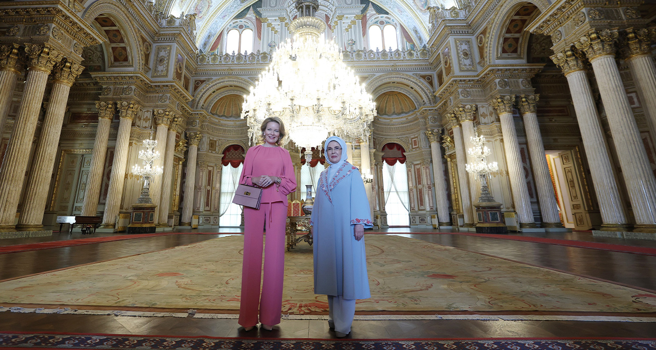 Emine Erdoğan, Belçika Kraliçesi Mathilde ile bir araya geldi