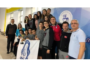 İtü Geliştirme Vakfı Okulları Madalyaları Topladı