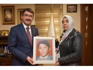 Başkan Çelik’i Duygulandıran Fotoğraf