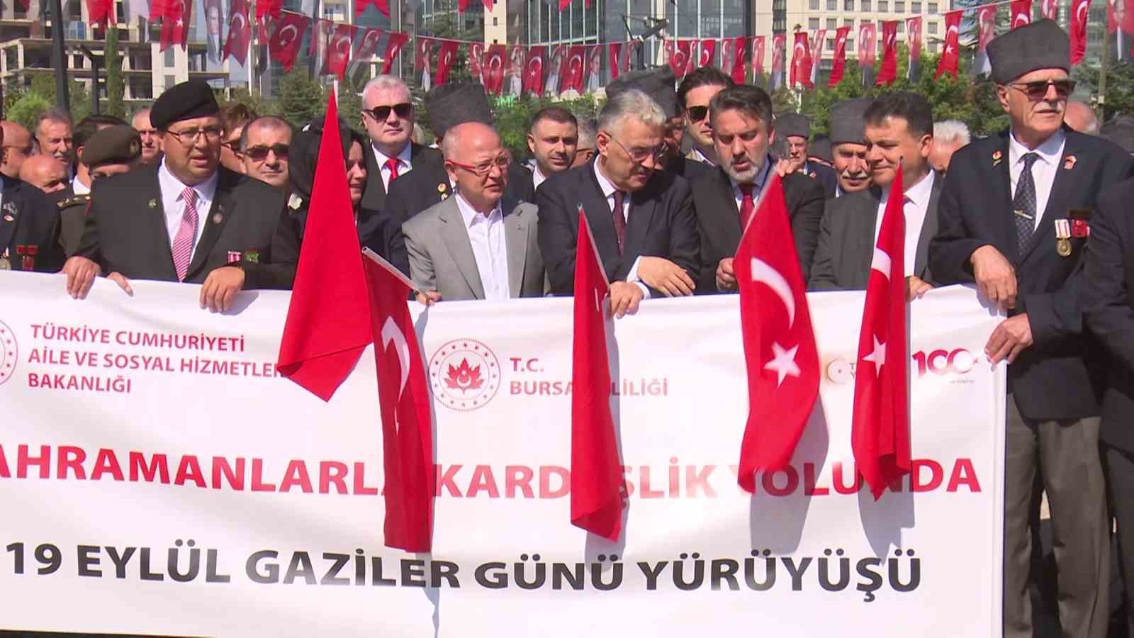 bursa-da-19-eylul-gaziler-gunu-nde-sehitler-ve-gaziler-anildi