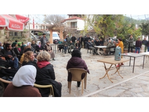 Köy Meydanında Beslenme Ve Kanser Arasındaki İlişki Anlatıldı