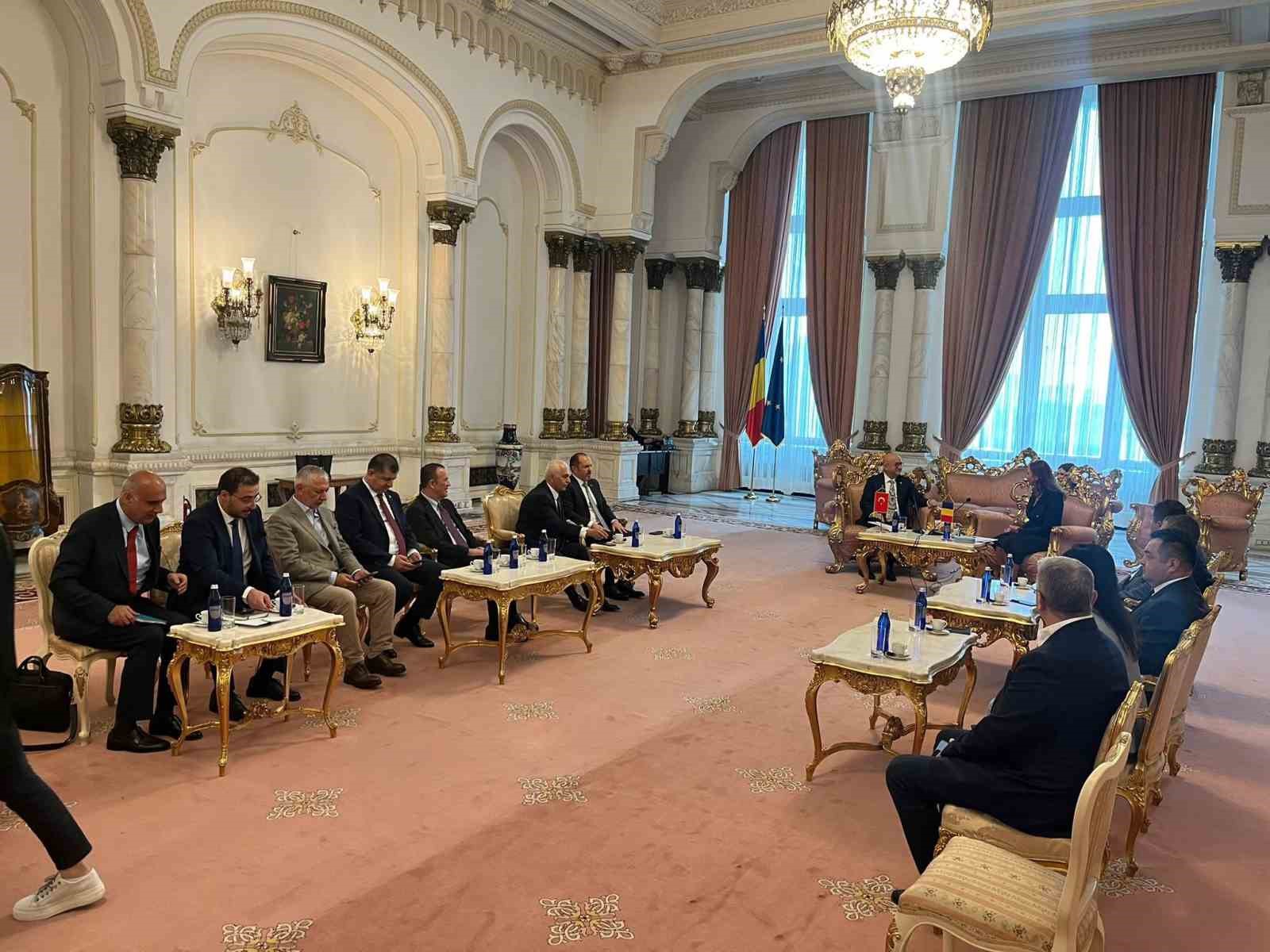 ak-partili-ayhan-gider-feto-nun-romanya-daki-varligi-kabul-edilemez