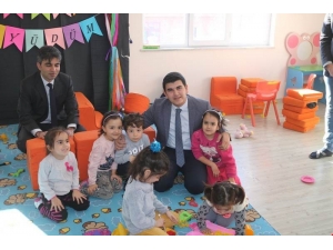 Acıgöl Kaymakamı Erdoğan, Anaokulu Ziyaretinde Bulundu