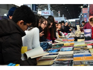 Adanalıların Kitap Aşkı