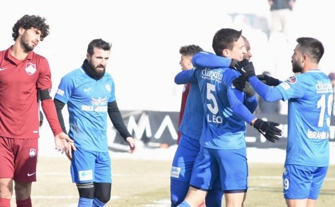 Erzurumspor, 1461 Trabzon'u 3-0 Ile Geçti