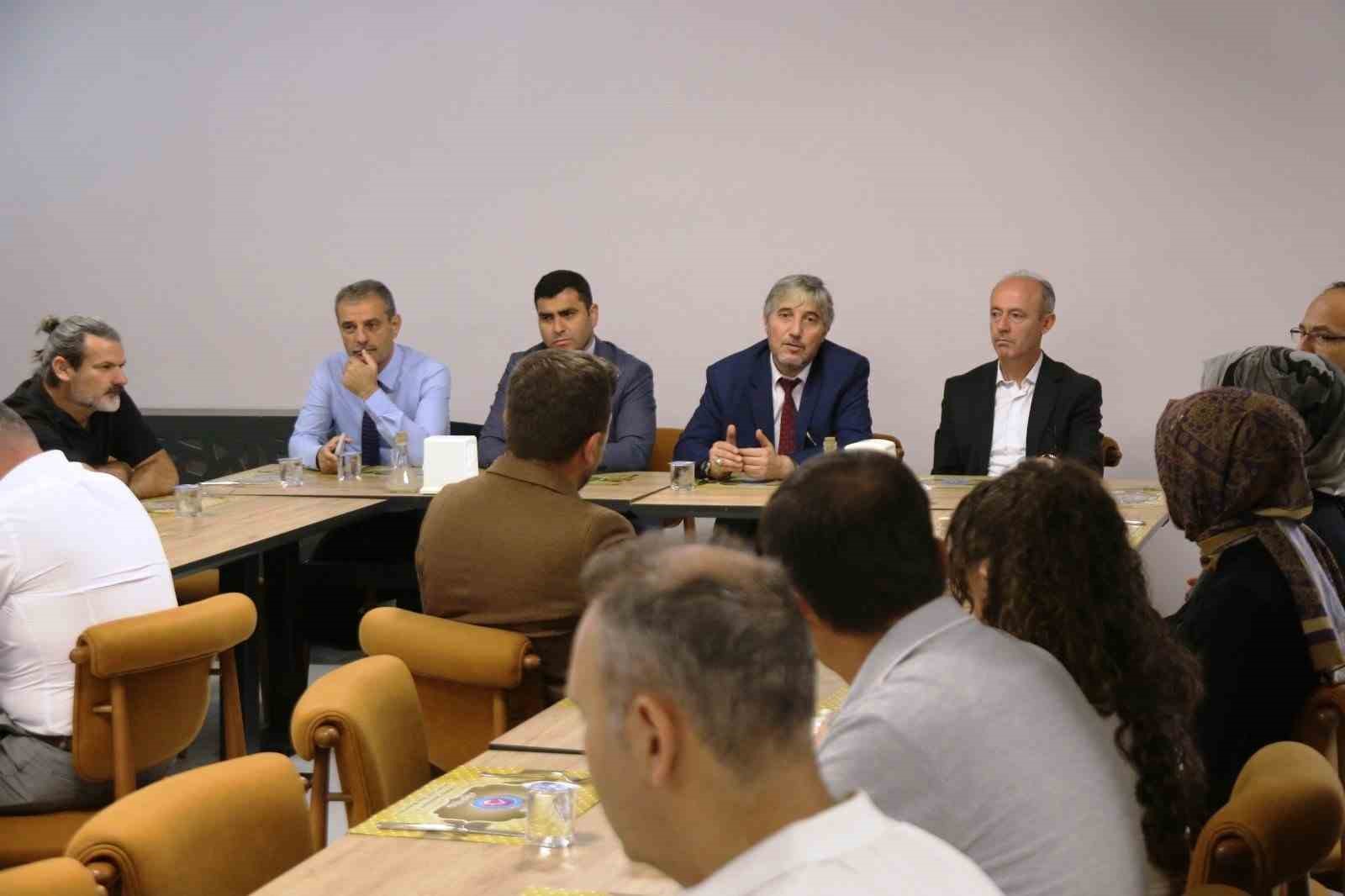 kutahya-da-ar-ge-ve-strateji-gelistirme-birimleri-degerlendirildi