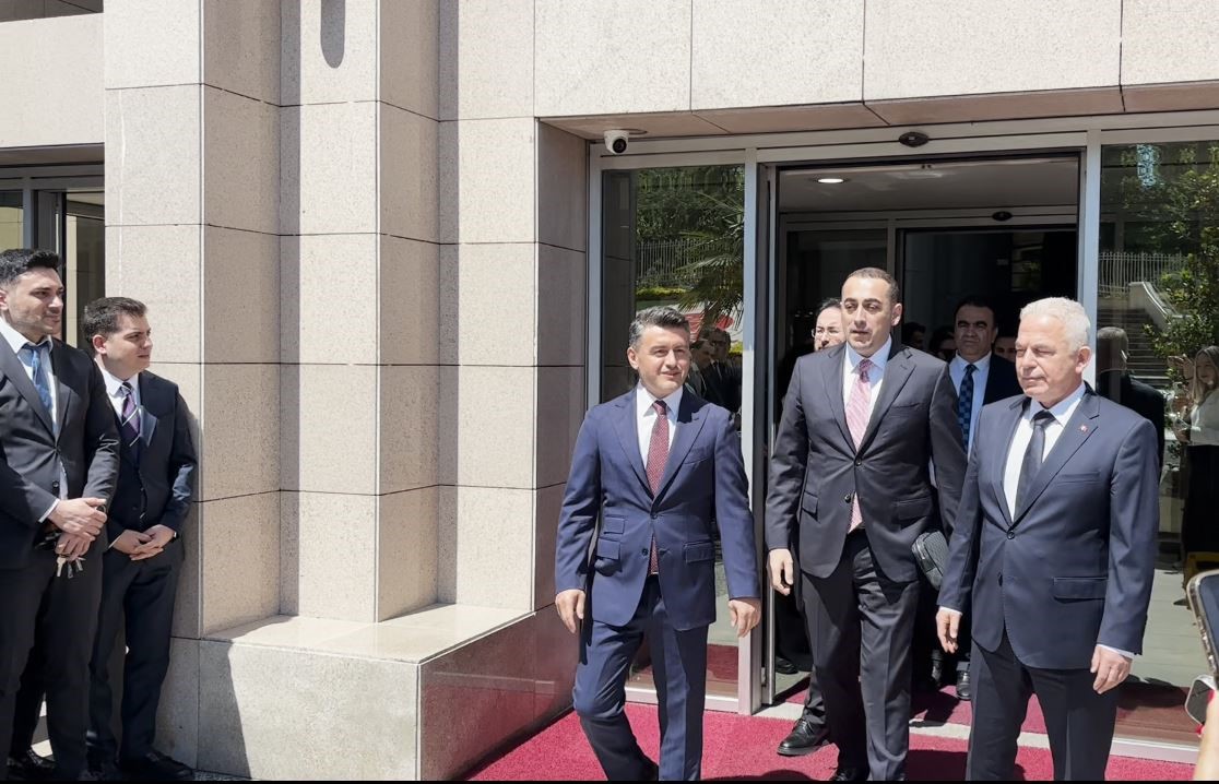 ankara-cumhuriyet-bassavciligina-atanan-aykut-celik-icin-istanbul-da-toren-duzenlendi
